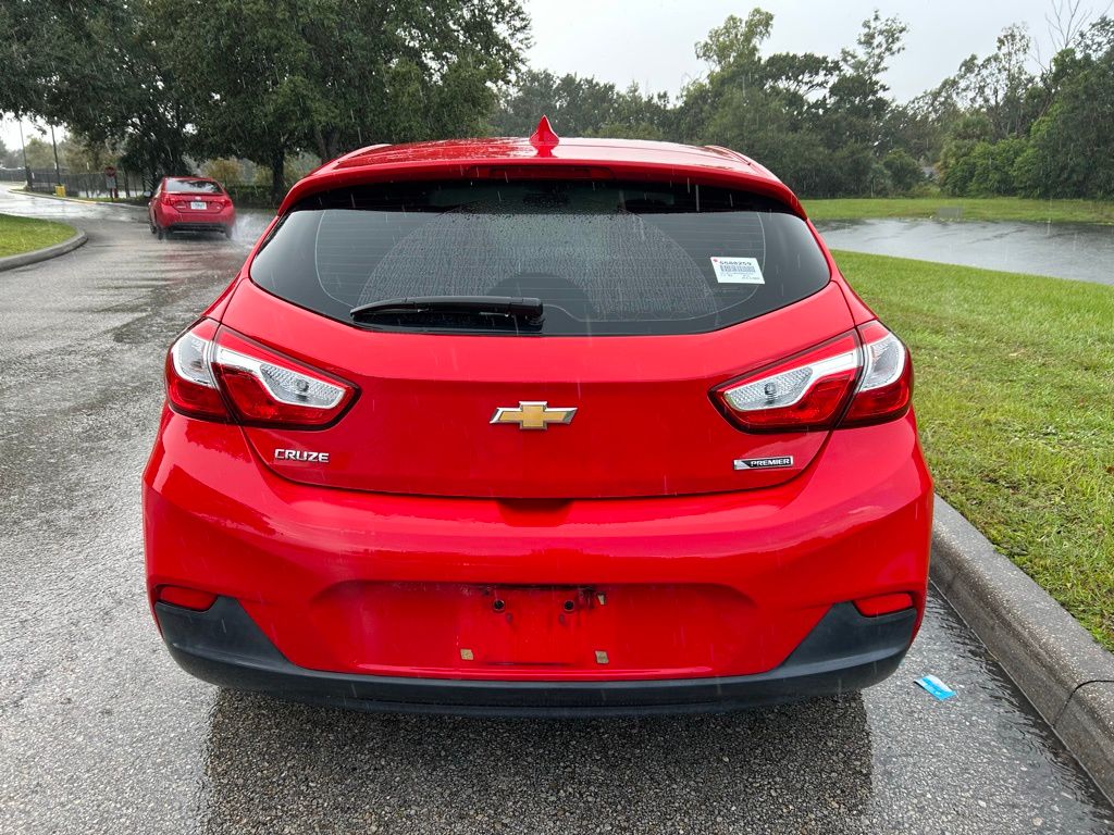 Thumbnail: 2017 Chevrolet Cruze - 4
