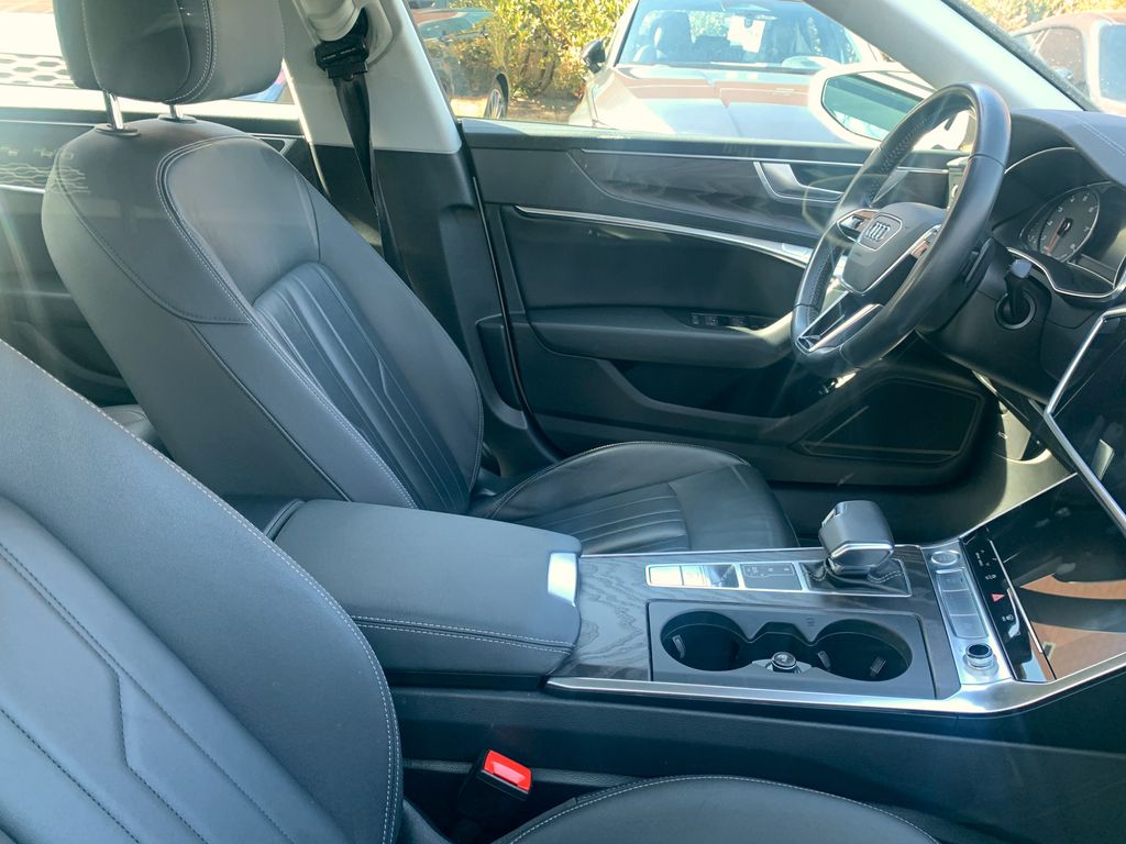 Thumbnail: 2020 Audi A7 - 9