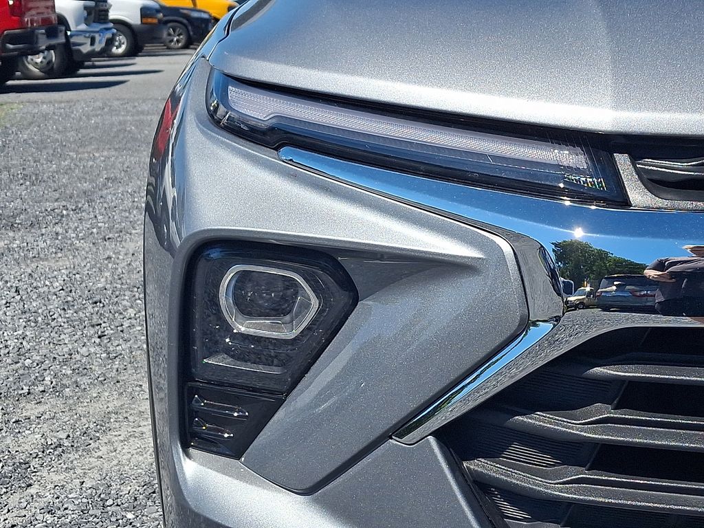 2024 Chevrolet TrailBlazer LT Gray at Auto Express Mitsubishi