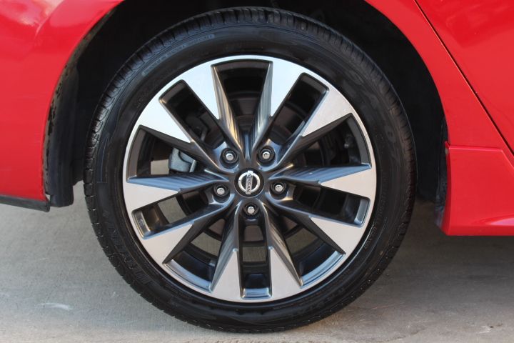 Used Car 2019 Nissan Sentra  Sr For Sale Under $10,000 In Georgetown, Texas