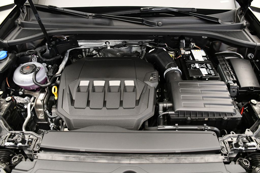 Thumbnail: 2025 Audi Q3 - 12