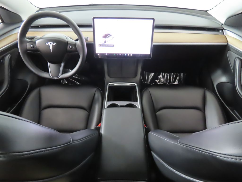 Thumbnail: 2023 Tesla Model 3 - 10