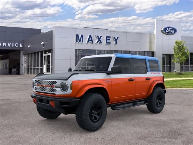 Oxford White 2026 Ford Bronco SUV / Crossover Four-Wheel Drive Automatic