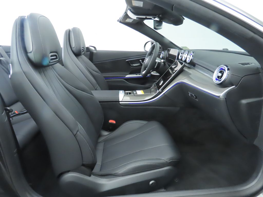 2025 Mercedes-Benz CLE 300 28