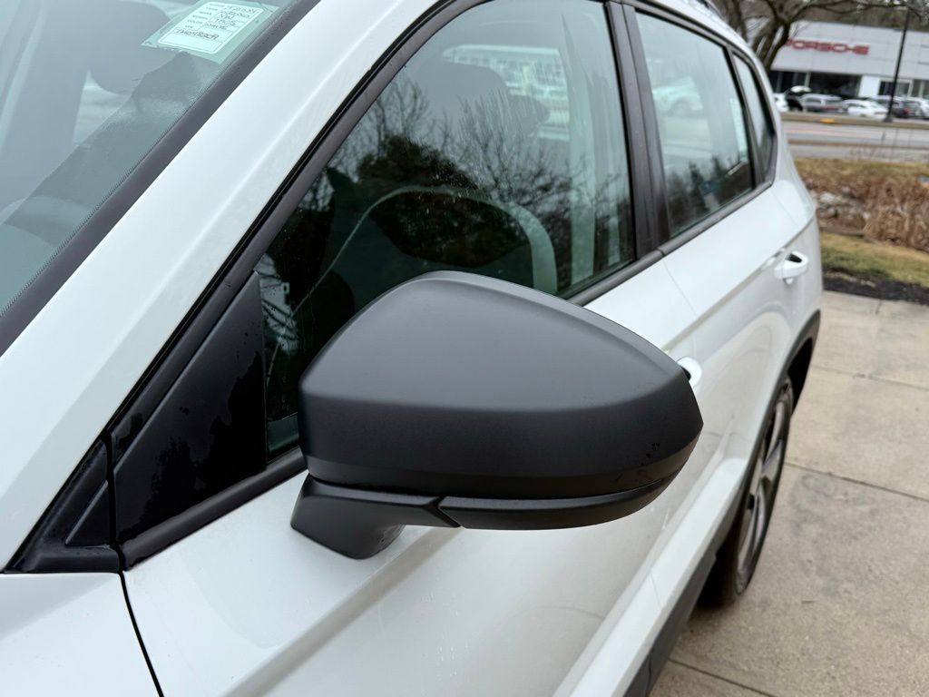 New 2026 White Volkswagen 1.5T S image 10