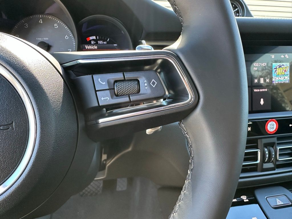 Thumbnail: 2026 Porsche Macan - 16