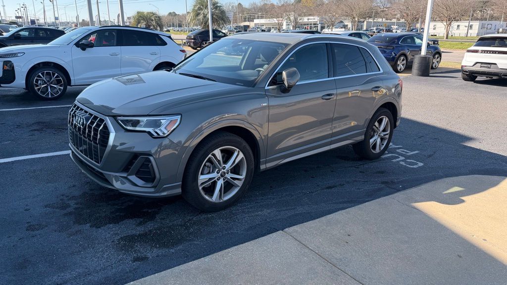 used 2023 Audi Q3 car