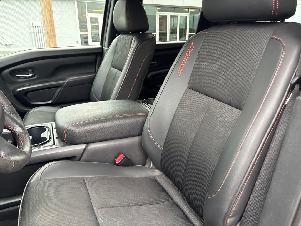 2021 Nissan Titan — photo 7