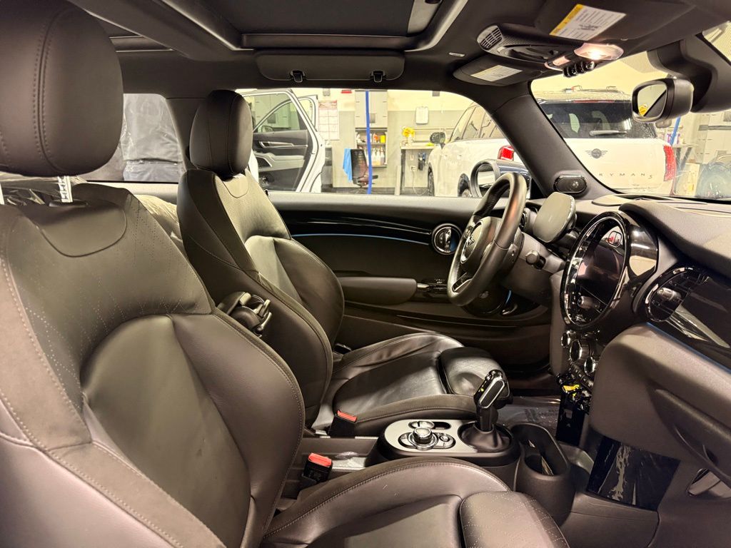 Thumbnail: 2023 MINI Cooper Hardtop - 23