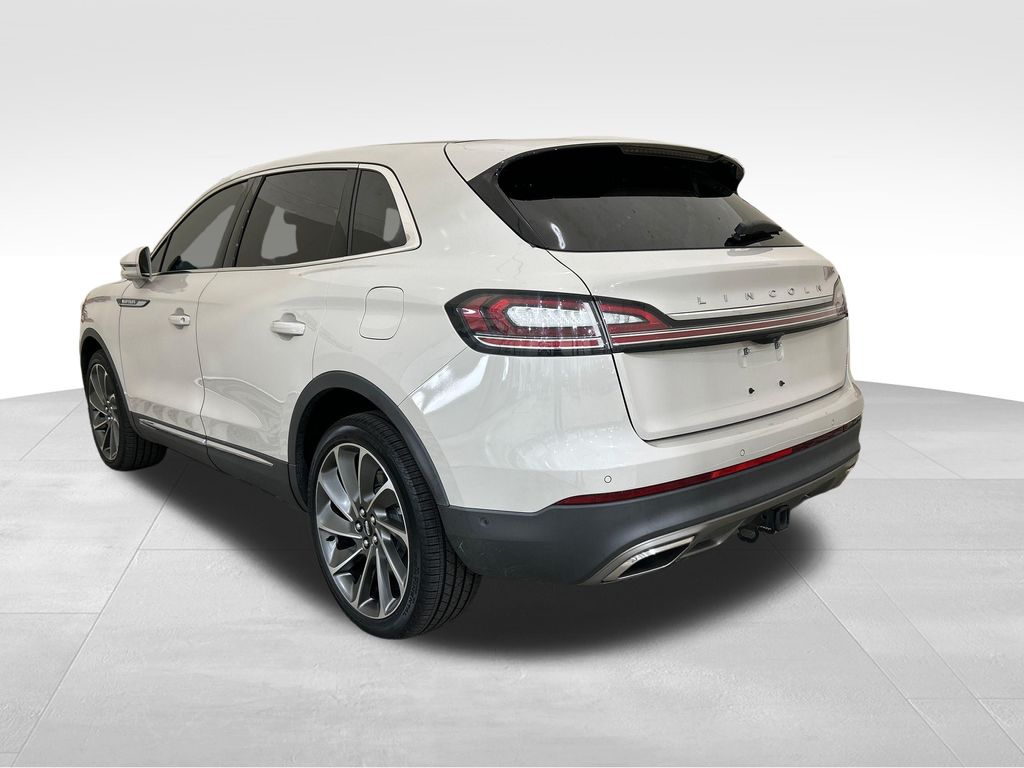Used 2022 White Lincoln Reserve image 3