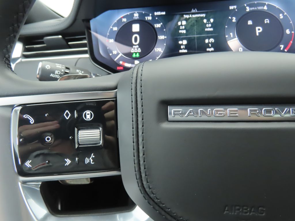 Thumbnail: 2025 Land Rover Range Rover - 11
