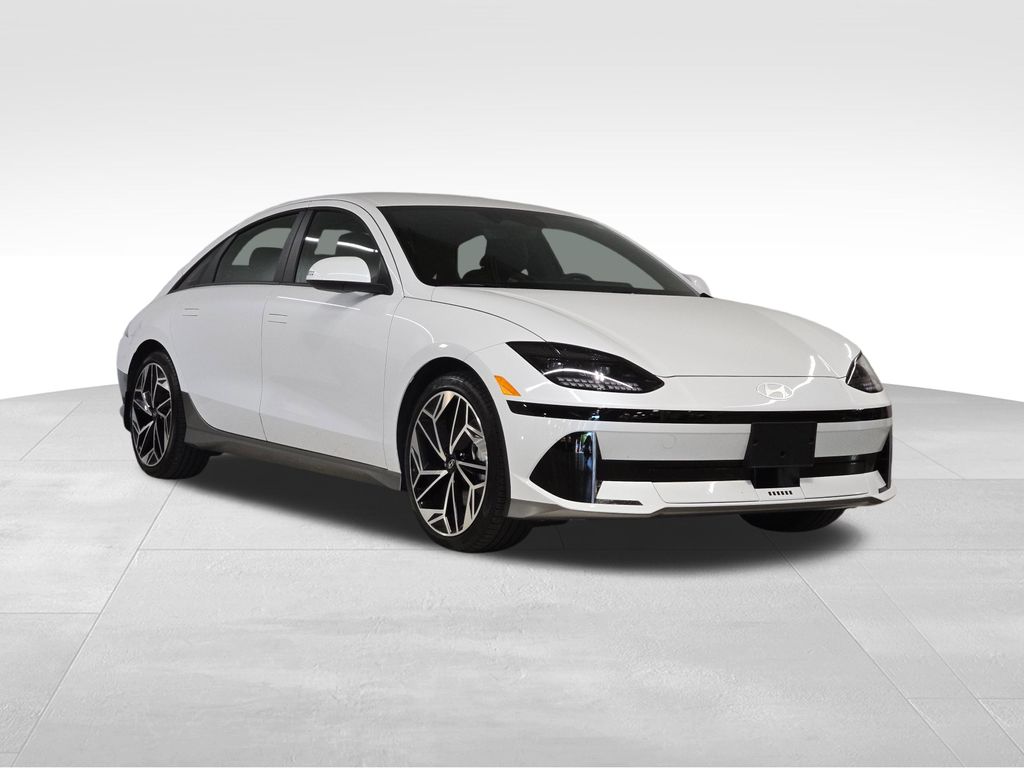 2024 Hyundai Ioniq 6 SEL photo 3
