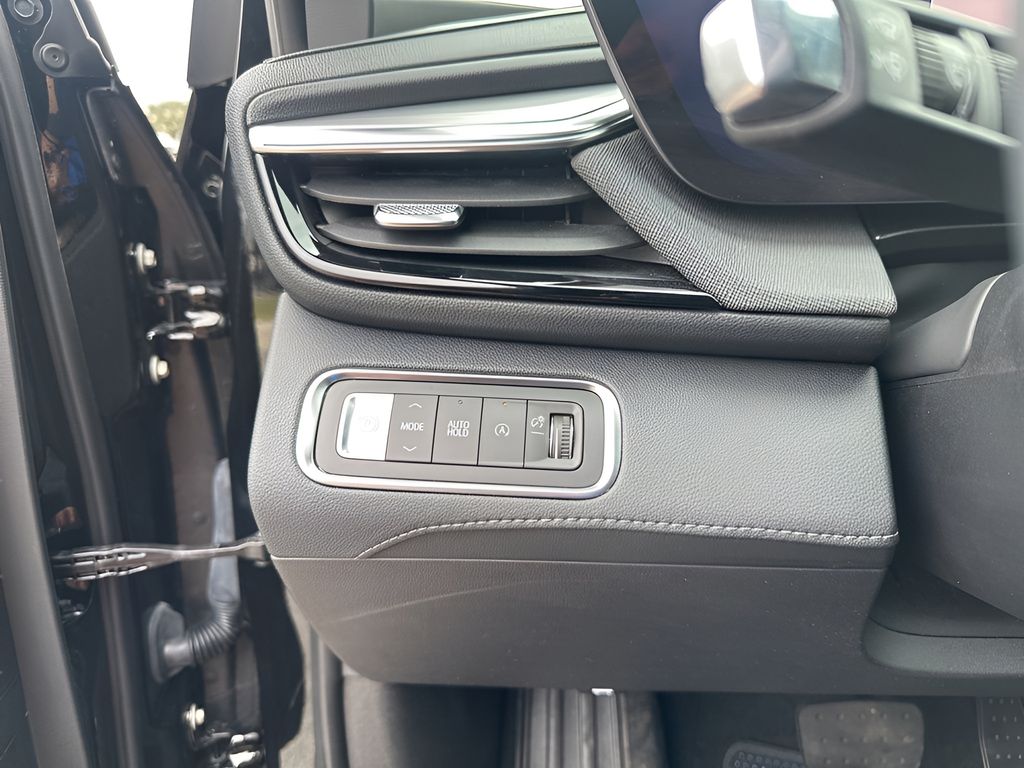 Used Car 2025 Buick Enclave  Preferred For Sale Under $40,000 In Austin, Texas