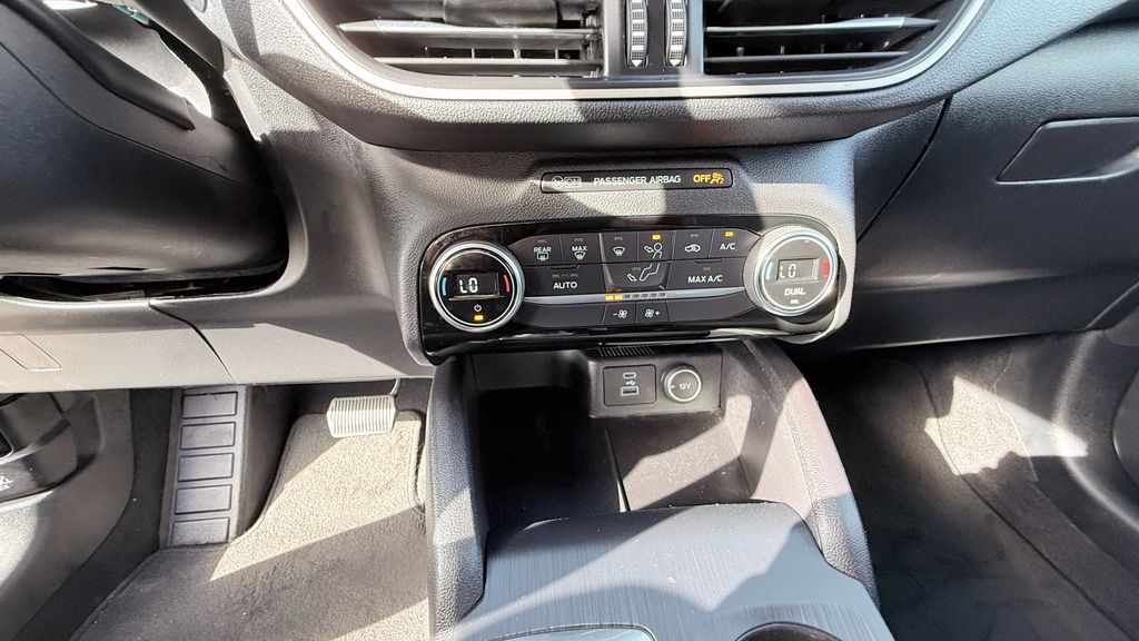 Used 2021 Ford Escape SE 4D Sport Utility