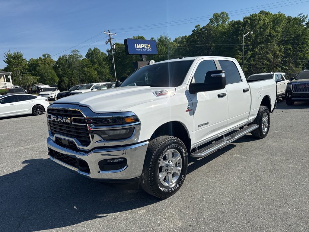 Bright White Clearcoat 2025 RAM 2500 Big Horn Crew Cab 4WD Pickup Truck Four-Wheel Drive 8-Speed Automatic