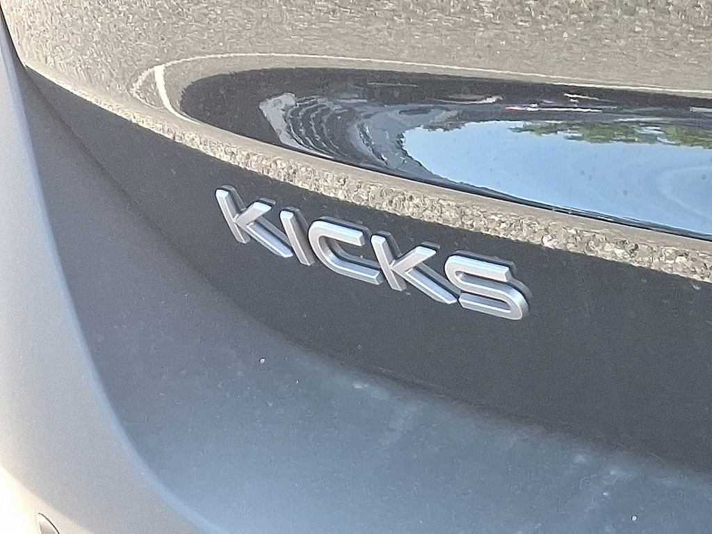 Thumbnail: 2026 Nissan Kicks - 5