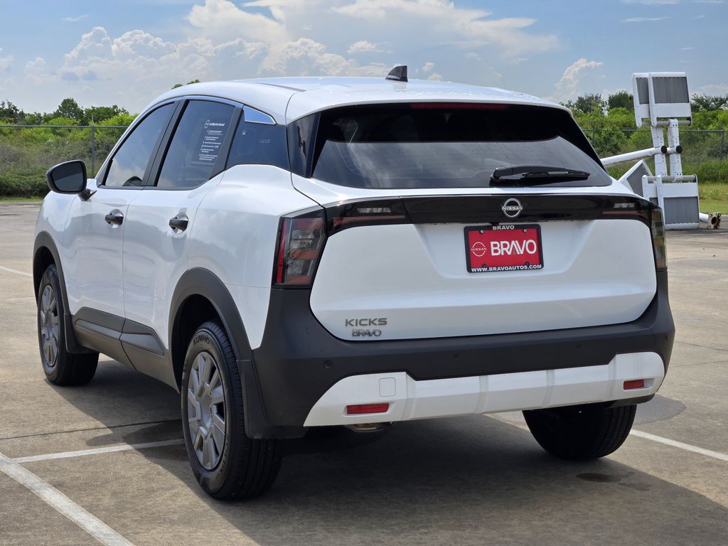 2026 Nissan Kicks S - 5