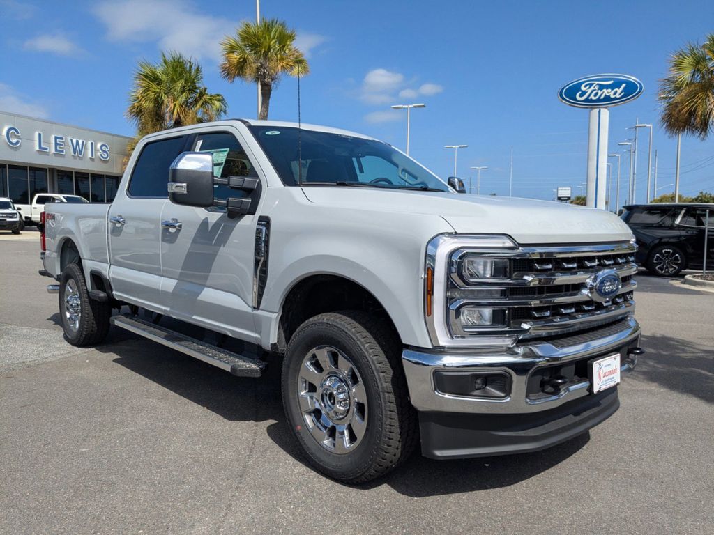 2026 Ford Super Duty F-250 SRW LARIAT