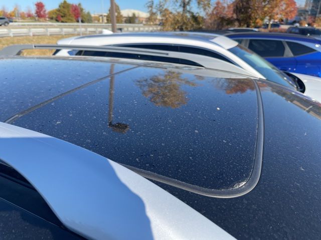 Thumbnail: 2011 Lexus RX - 6