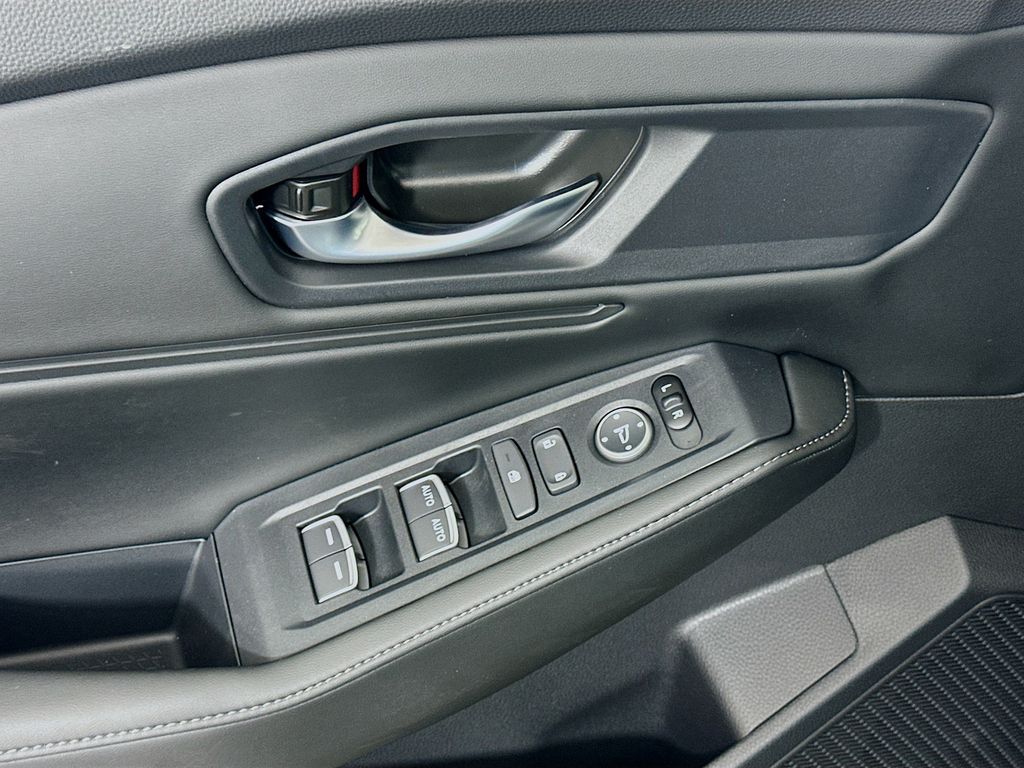 Thumbnail: 2025 Honda Accord - 19