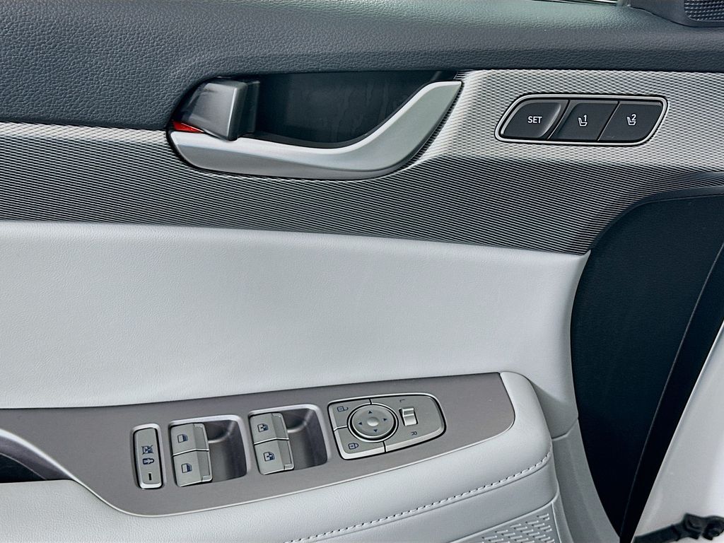 Thumbnail: 2021 Hyundai Palisade - 18