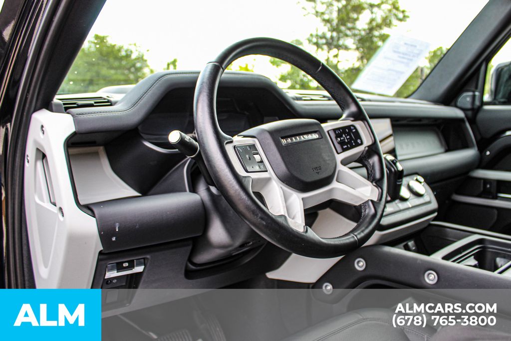 Used 2024 Black Land Rover S image 21