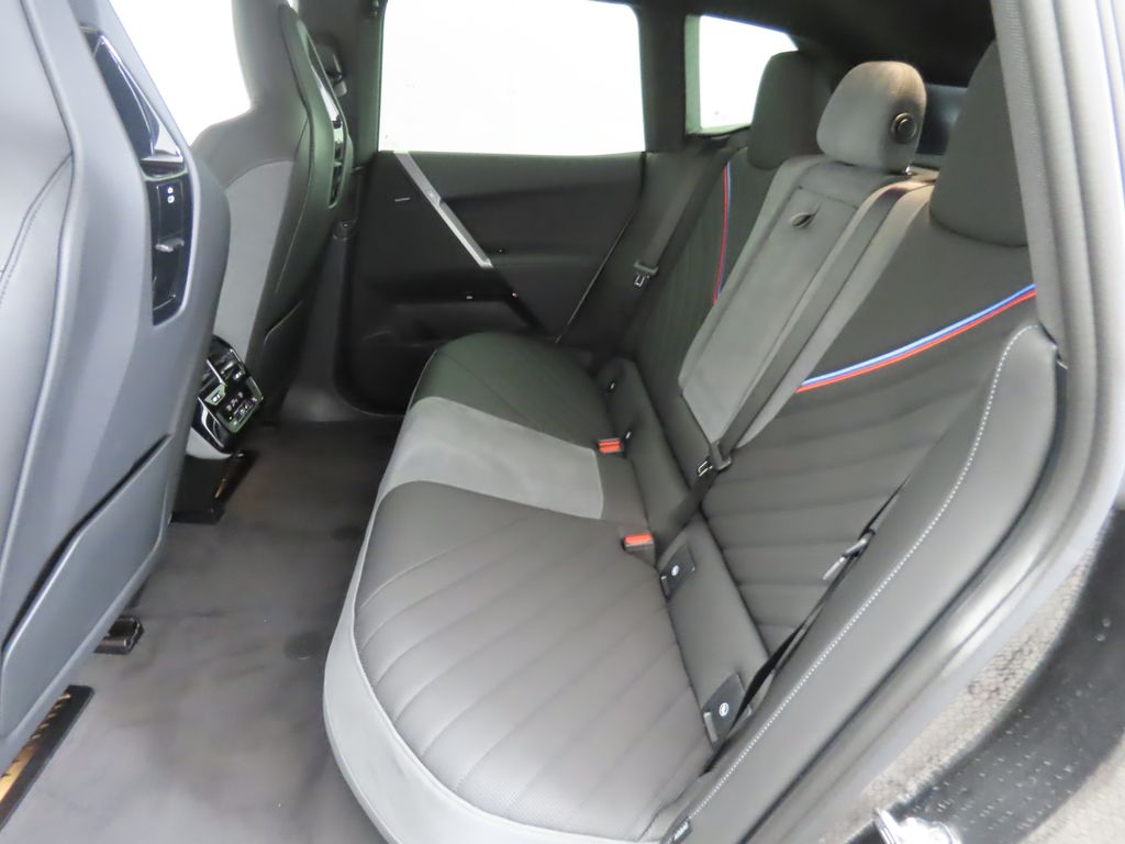 Thumbnail: 2026 BMW iX - 21