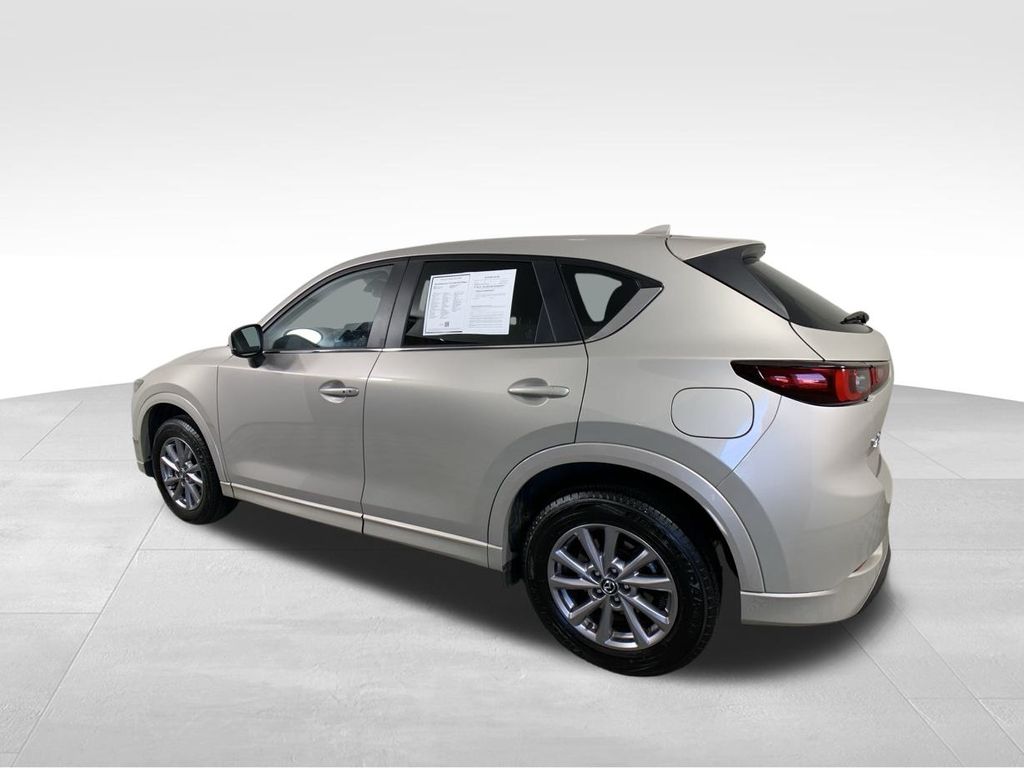 2024 Mazda CX-5 2.5 S Preferred Package 4