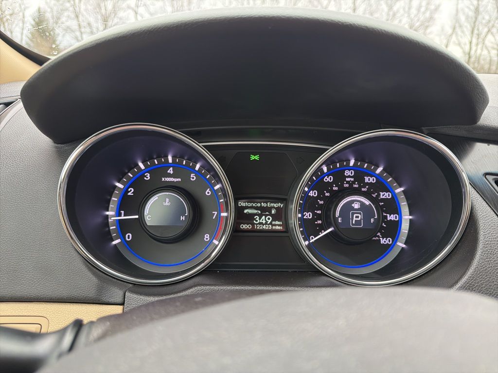 Thumbnail: 2013 Hyundai Sonata - 27