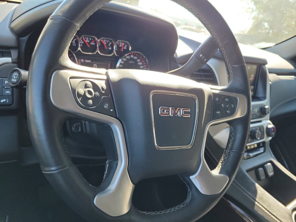 2016 GMC Yukon XL SLT 14