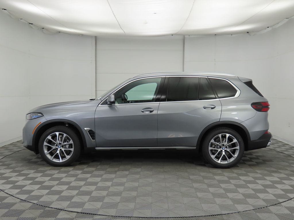 Thumbnail: 2026 BMW X5 - 9