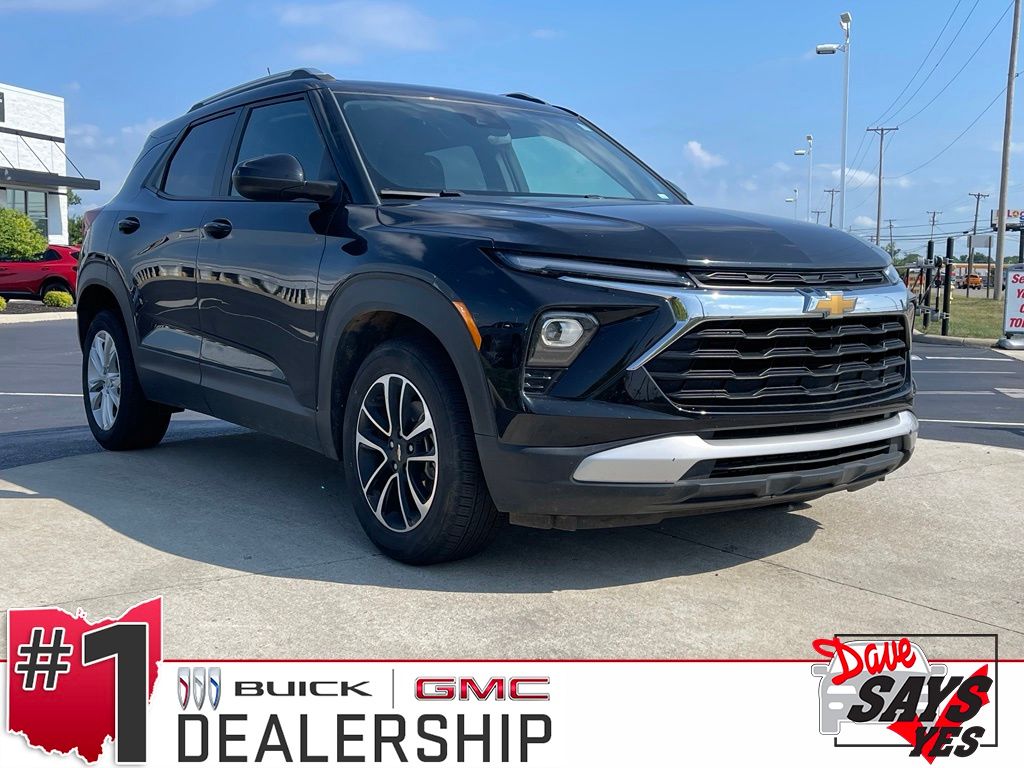 Mosaic Black Metallic 2025 Chevrolet Trailblazer SUV / Crossover Front-Wheel Drive Continuously Variable Transmission