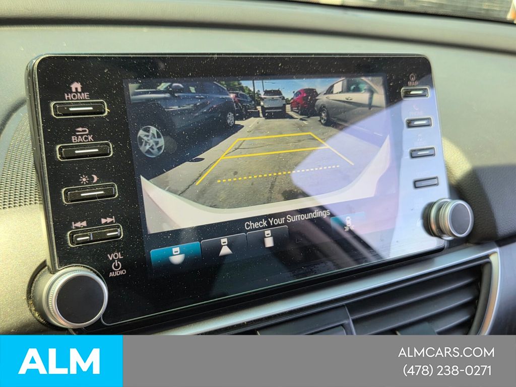 Used 2022 White Honda Touring image 20