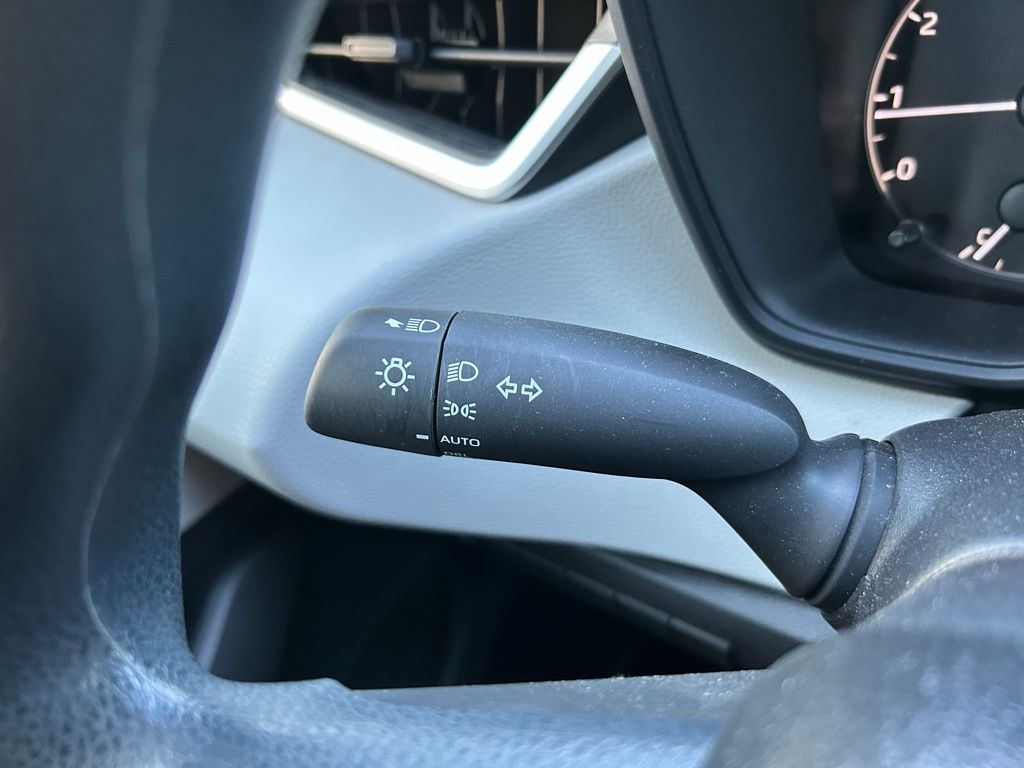 Thumbnail: 2025 Toyota Corolla - 22