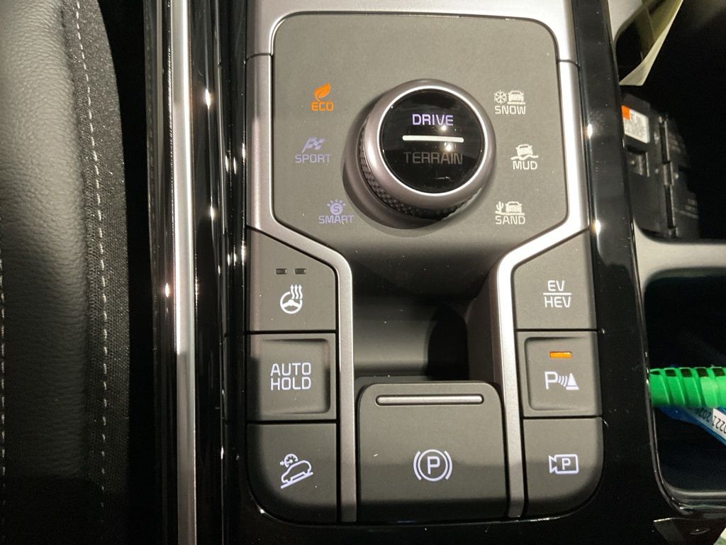 New 2026 Black Kia SX Prestige image 15