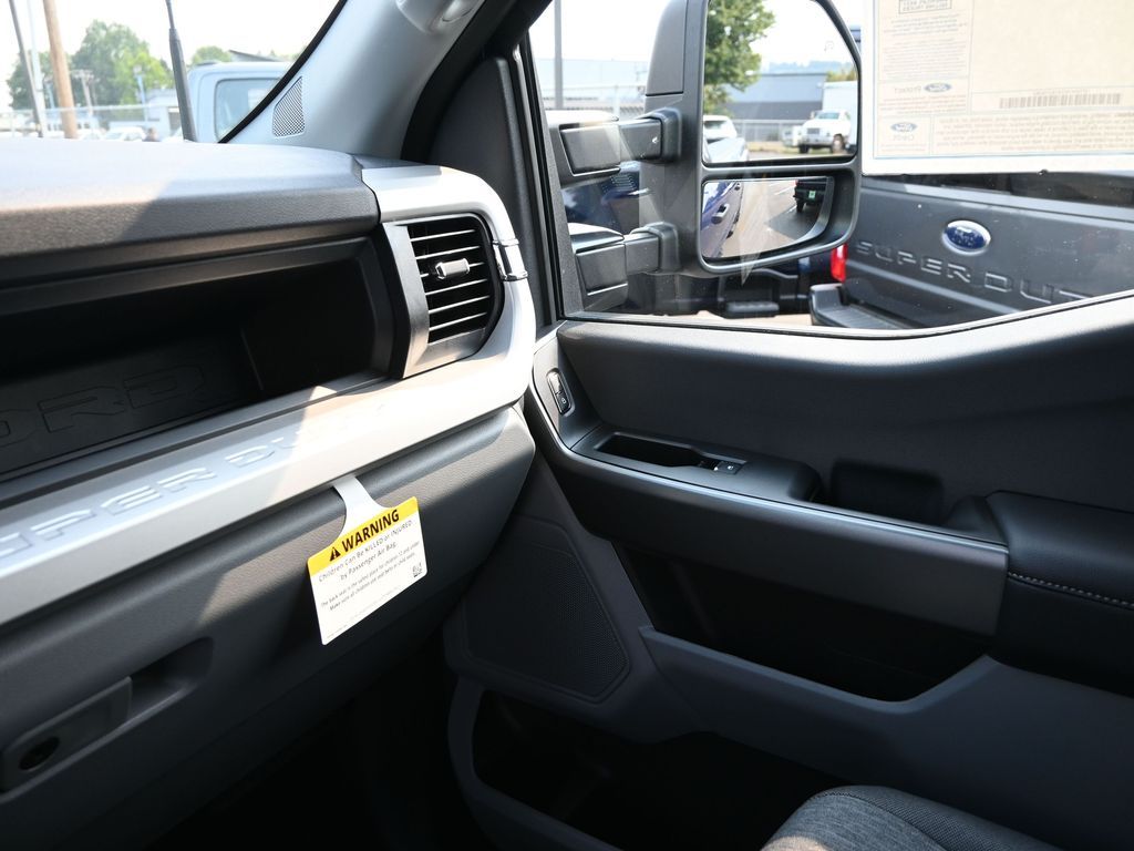 2026 Ford F-350 XL photo 21