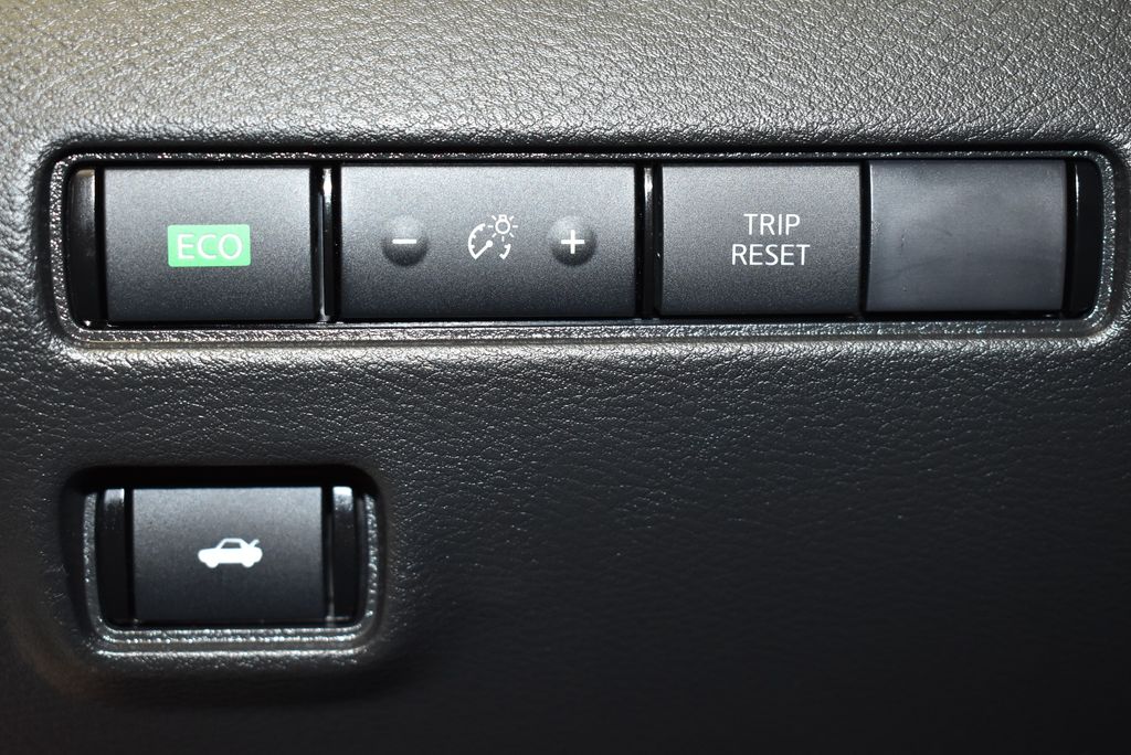2023 Nissan Sentra SV 17