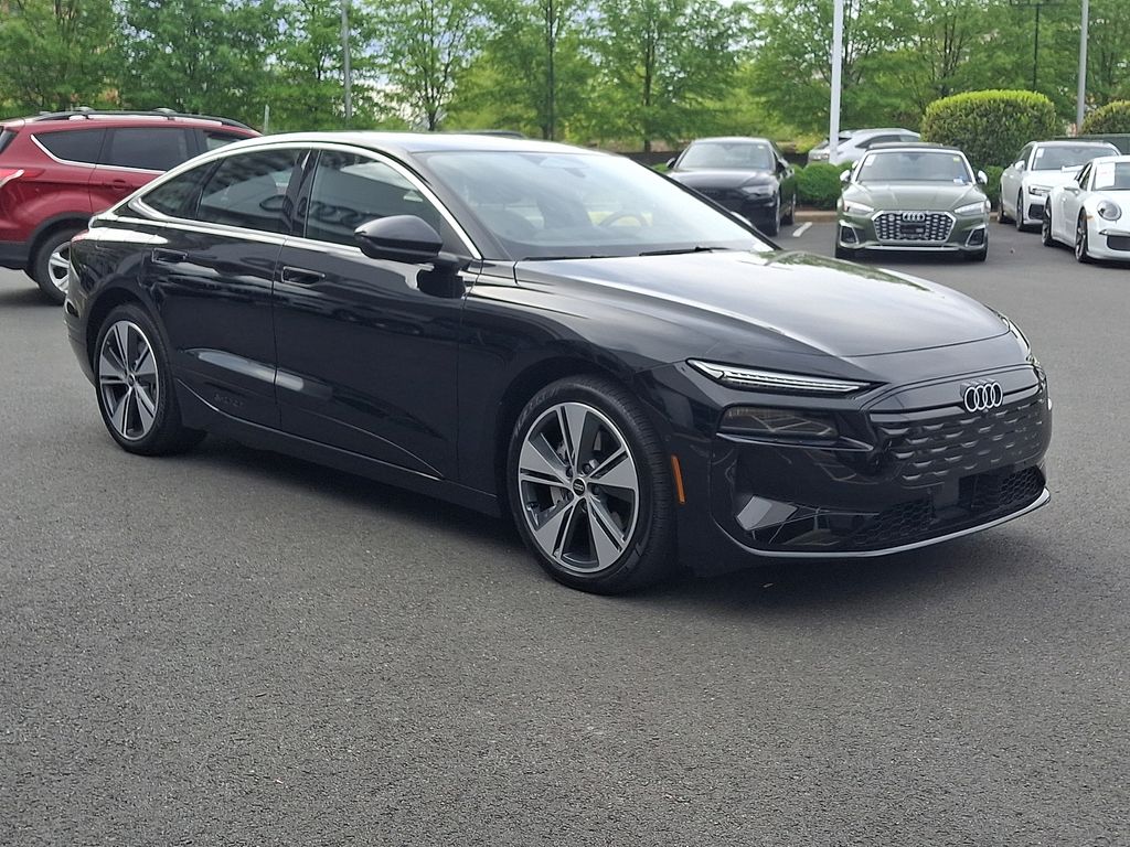 Thumbnail: 2025 Audi e-tron S - 3