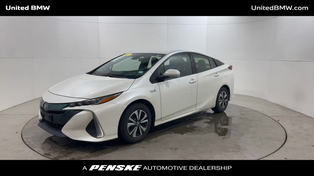 2017 Toyota Prius Prime Advanced 4