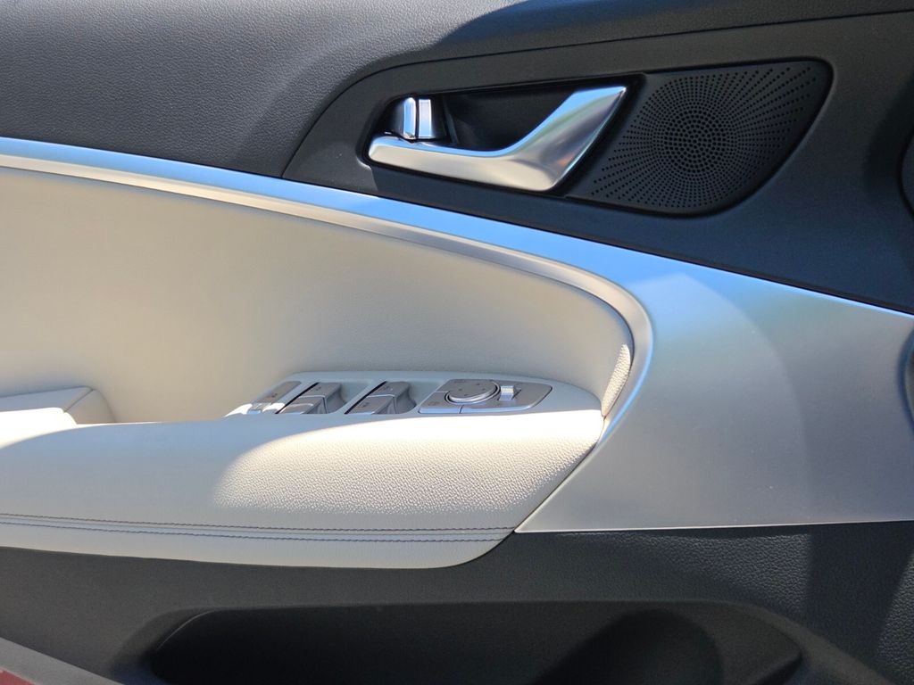 New 2026 Silver Genesis 2.5T image 26