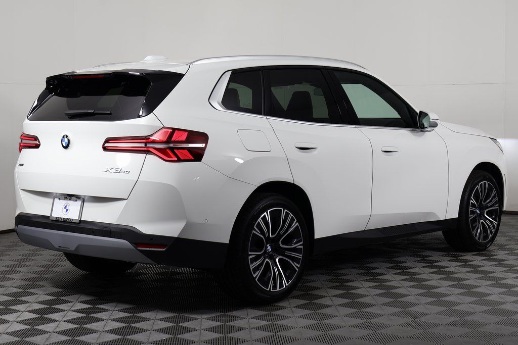 Thumbnail: 2026 BMW X3 - 2