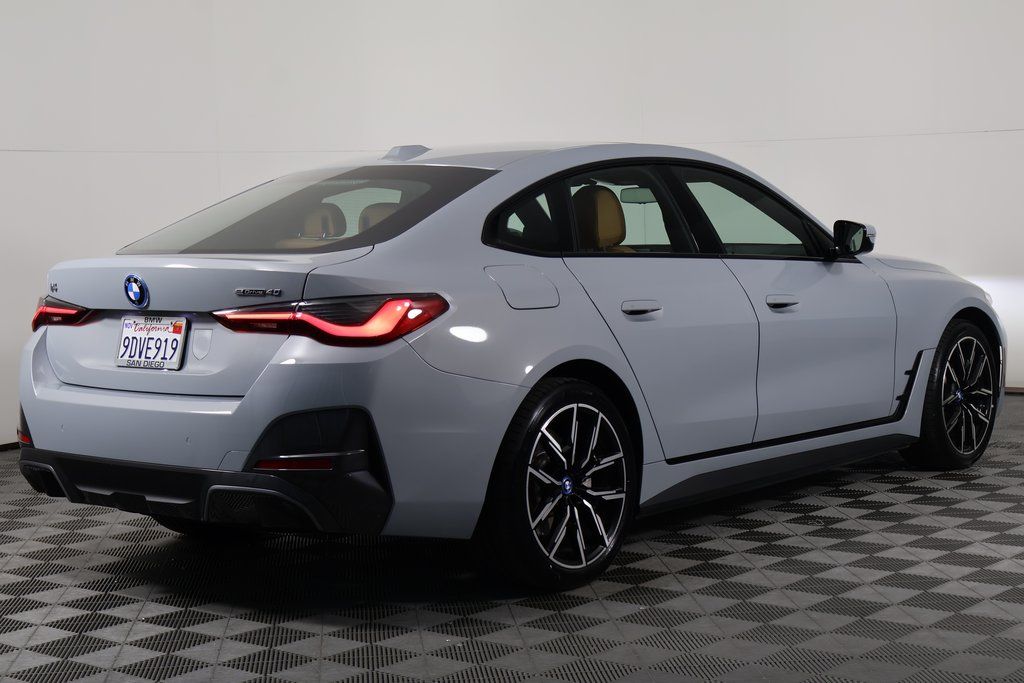 Thumbnail: 2023 BMW i4 - 4