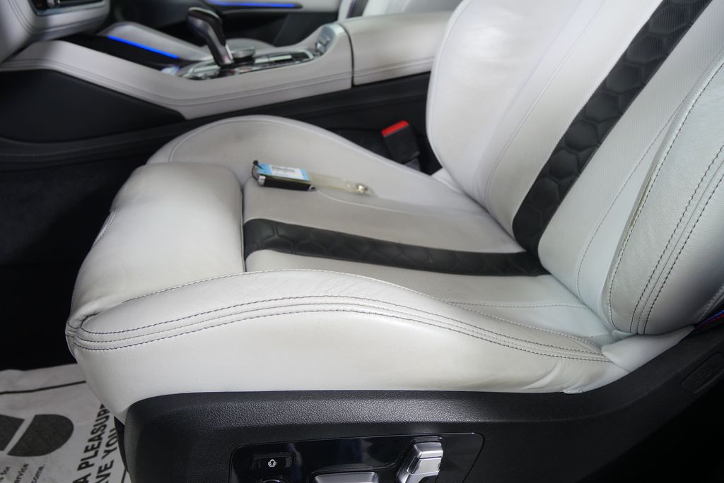 Thumbnail: 2022 BMW X5 - 11