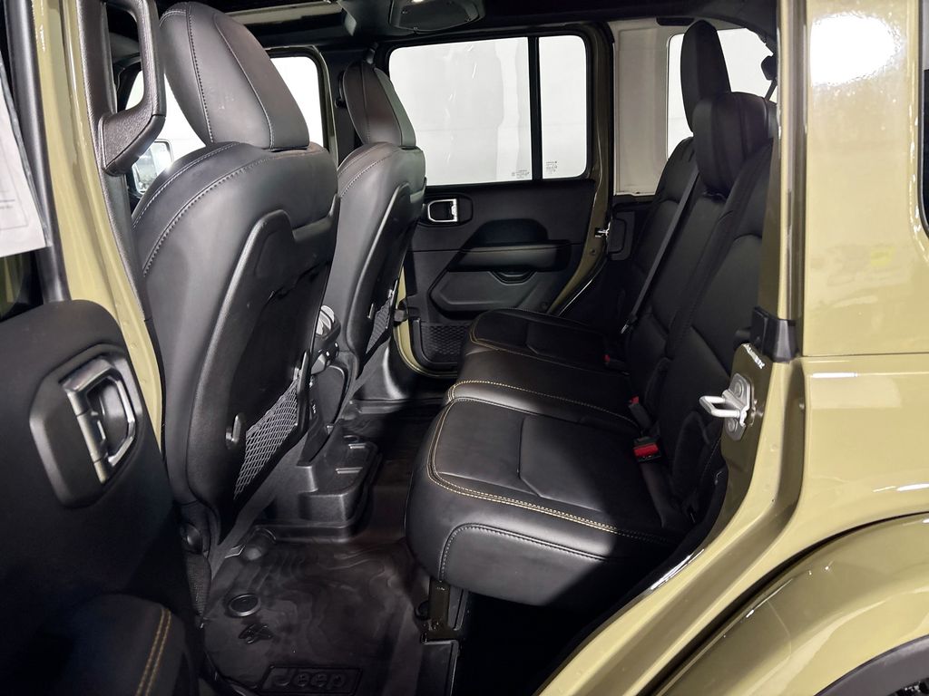 2025 Jeep Wrangler Rubicon 392