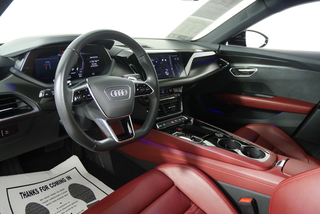 Thumbnail: 2022 Audi e-tron GT - 15