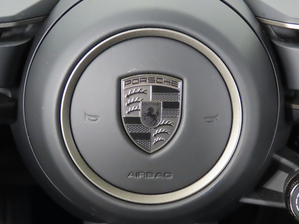 Thumbnail: 2025 Porsche Taycan - 21