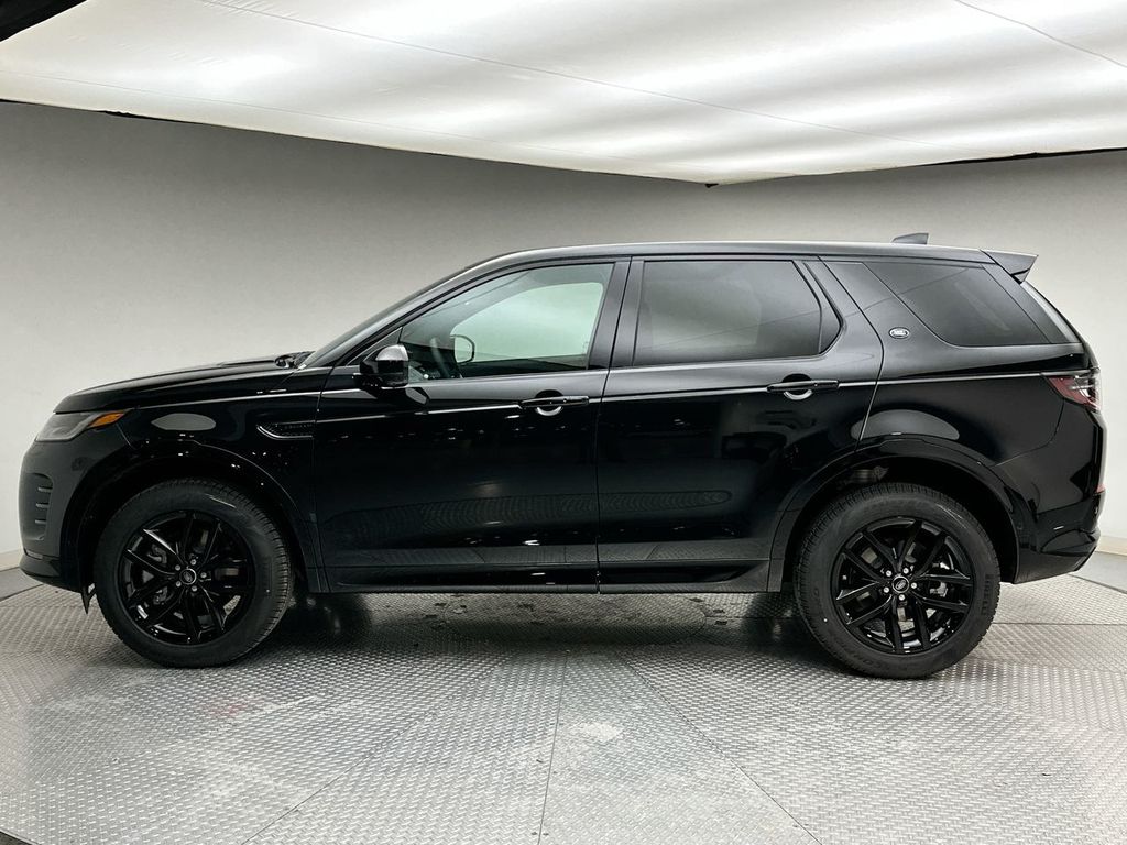 Thumbnail: 2026 Land Rover Discovery Sport - 2