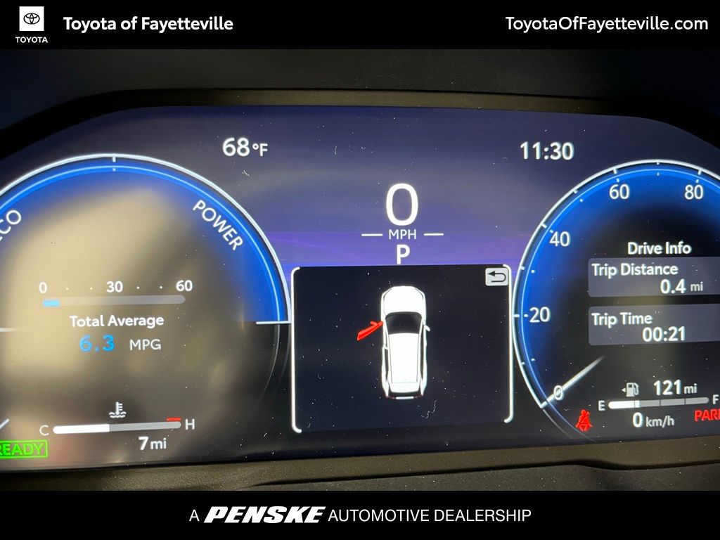 Thumbnail: 2025 Toyota RAV4 - 31