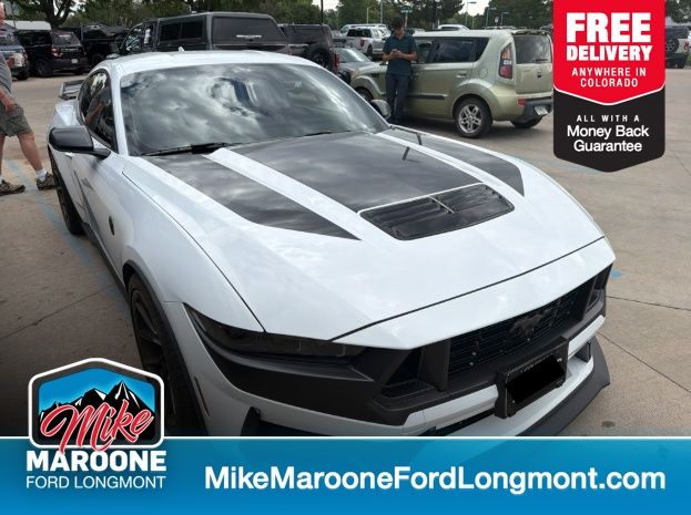 Oxford White 2024 Ford Mustang Coupe Rear-Wheel Drive 6-Speed Manual