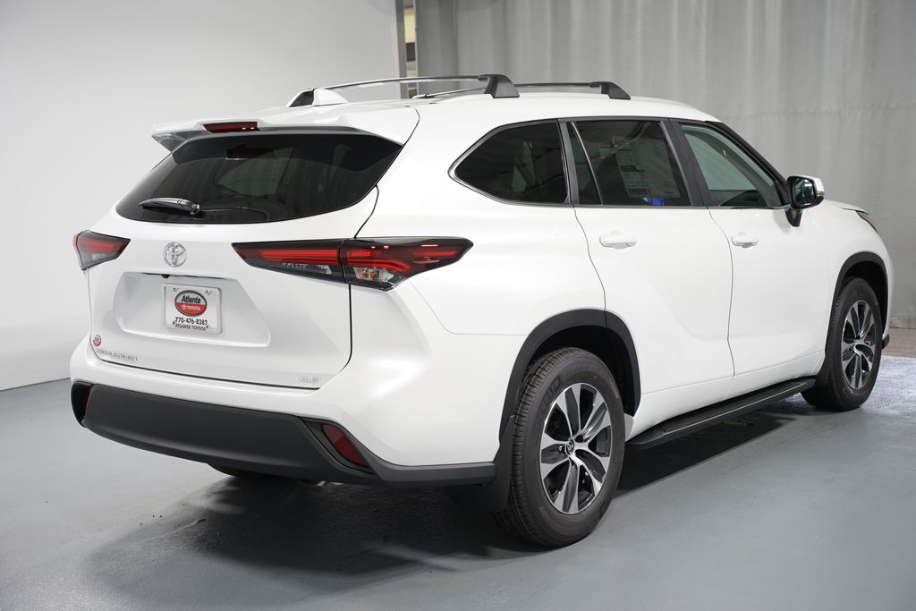 Thumbnail: 2025 Toyota Highlander - 8